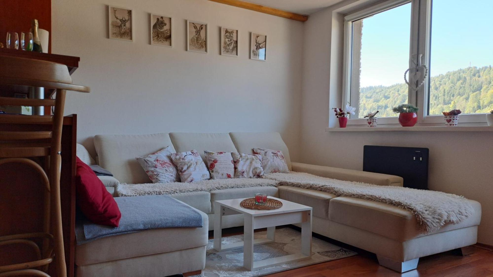 Mezonetovy V Oscadnici Apartment